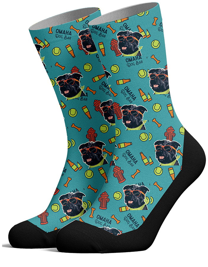 Omaha Dog Bar w/ Riloh Pup Socks